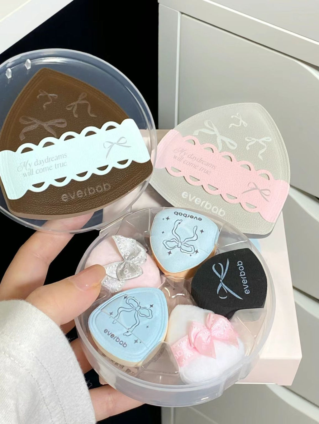 everbab Aibella Bow Milk Leather Air Cushion Powder Puff Mini Finger Powder Foundation Powder Blush